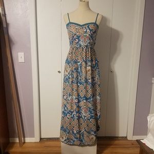 Maxi dress